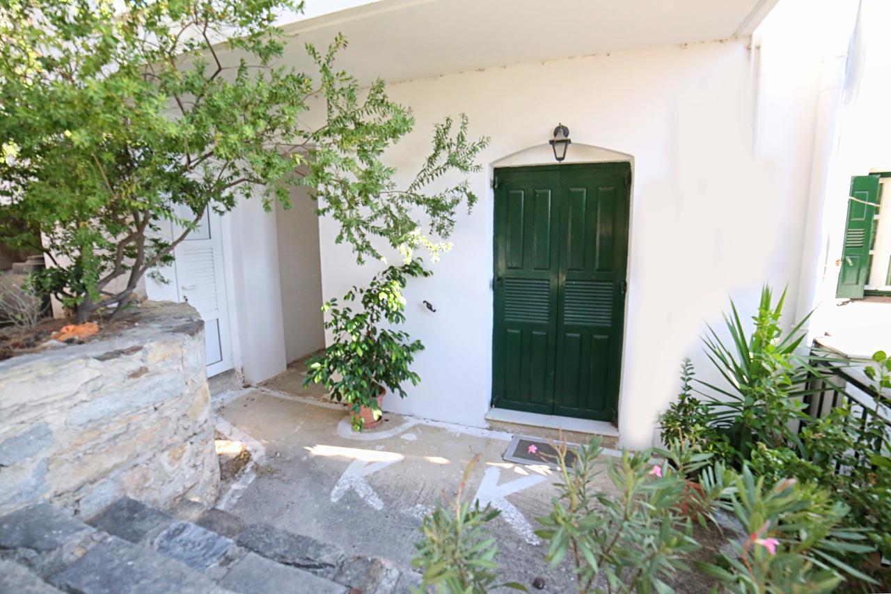Studios Argyri Ágios Kírykos Exterior foto